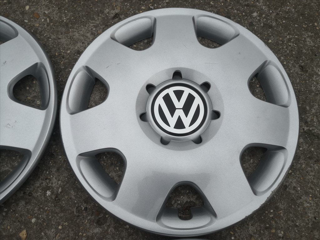 Volkswagen 14-es gyári dísztárcsa  1. kép
