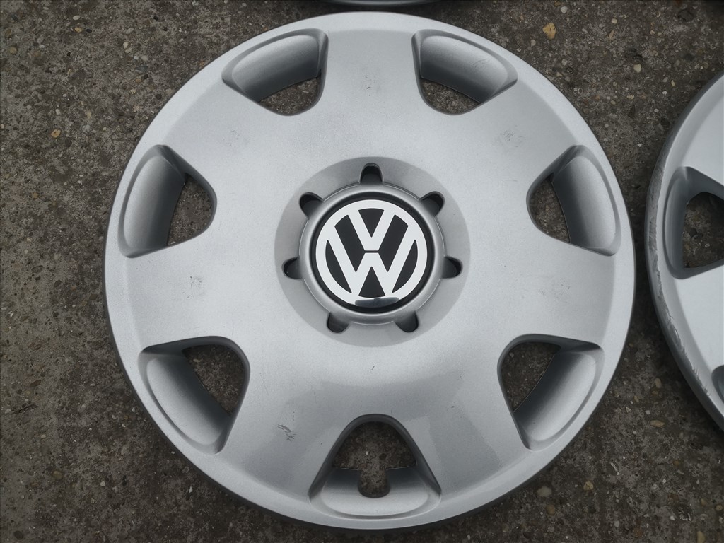 Volkswagen 14-es gyári dísztárcsa  3. kép