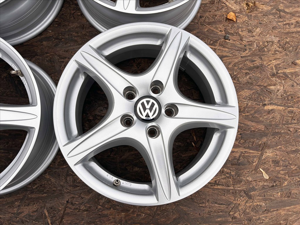 VW Golf 16" 5x112 gyári specifikus alufelni 16 coll Caddy V VI VII 5 6 2. kép