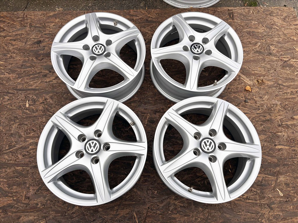 VW Golf 16" 5x112 gyári specifikus alufelni 16 coll Caddy V VI VII 5 6 6. kép