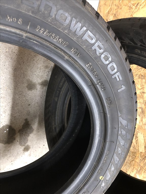 225/55/17 téli gumi Nokian 7mm profil 225 55 17 11. kép