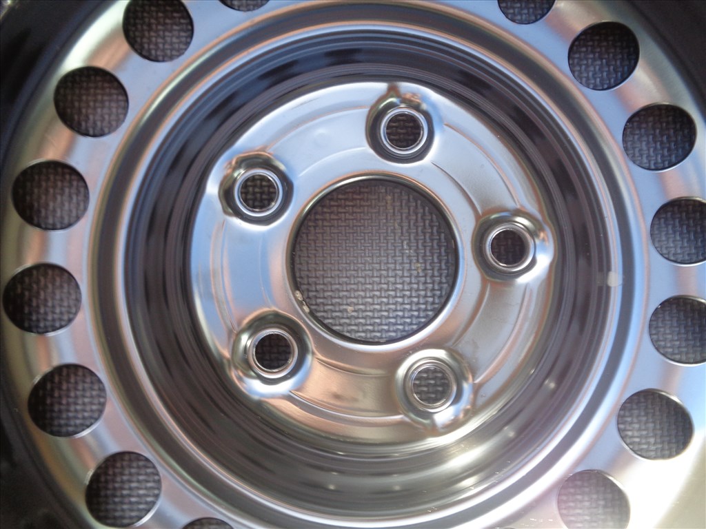 Új lemezfelni Hyundai 15-ös, 5×114.3-as osztóval eladó. 6. kép