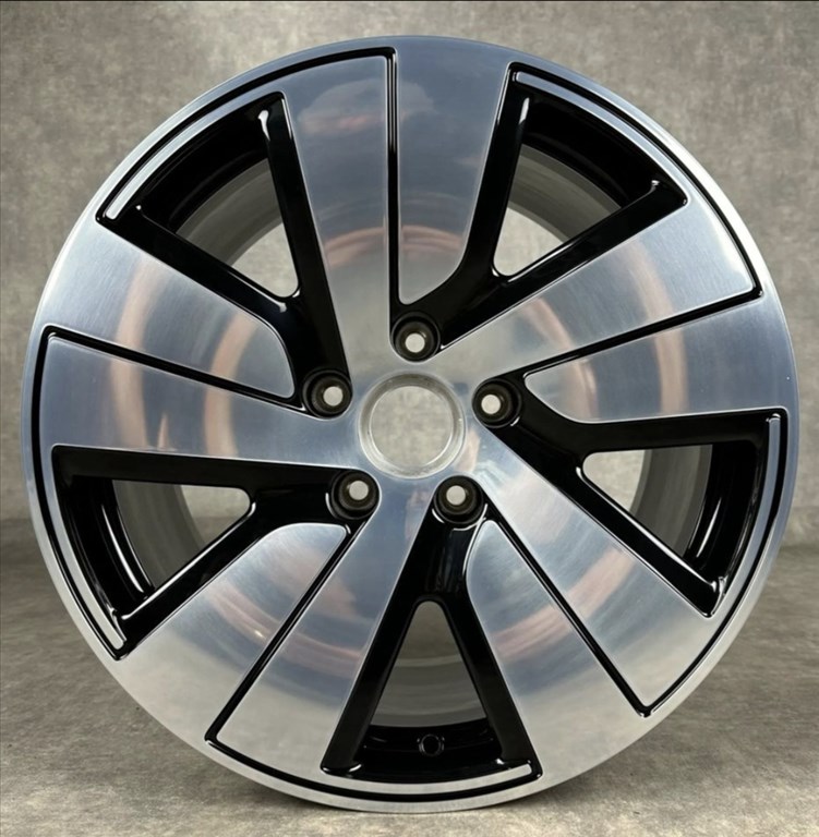  Porsche Taycan Panamera  AERO S 19" alufelni, télikerék 11. kép