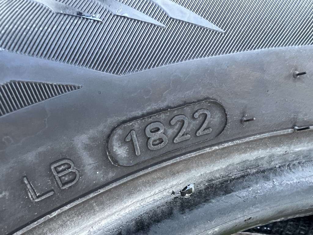 175/65 R15 Laufenn I’Fit téli gumi 6,5mm 6. kép
