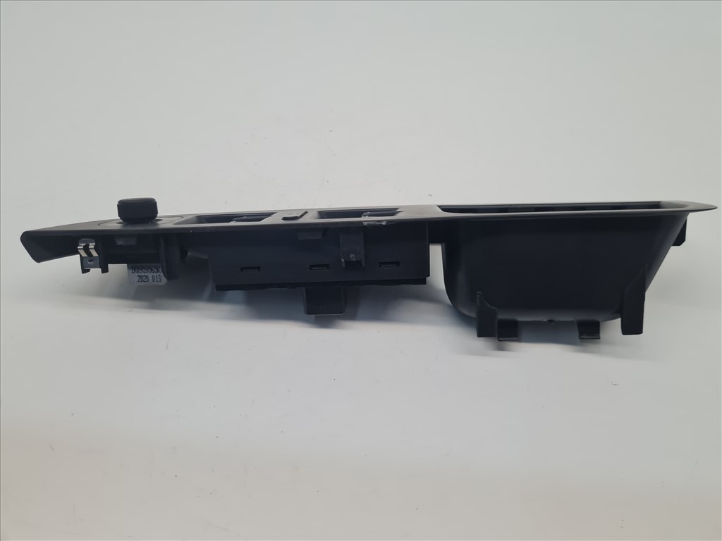 Volkswagen Golf VI kombi bal első ajtóbehúzó ablakemelő- és tükör kapcsolóval (27228) 1k4868049c 1k4959857b 4. kép