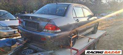 Mitsubishi Lancer bontott alkatrészei