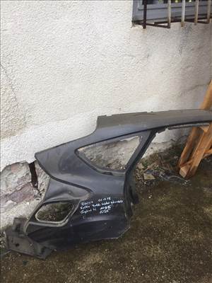 Ford Focus Mk3 gyári új jobb hátsó sárvédő  ( 5 ajtós) (2011-2018)