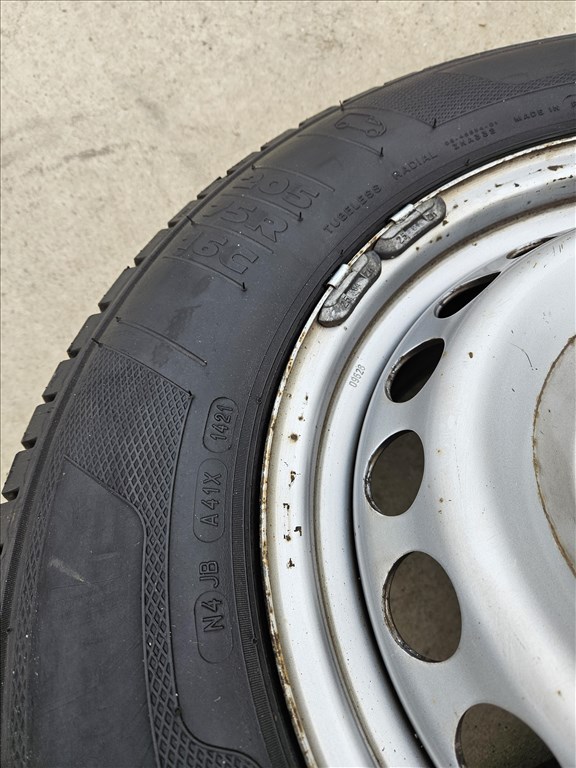  205/75 16" használt Kleber nyári gumi 4. kép