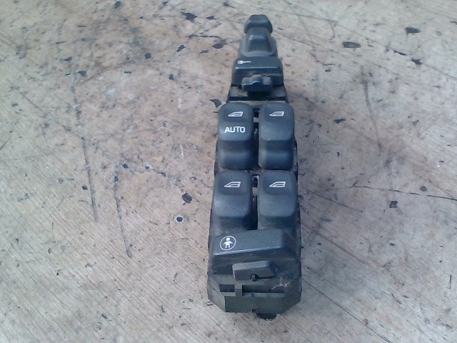 VOLVO S40 2000.06.01-2004.05.31 Bal első ablakemelő kapcsoló 1. kép