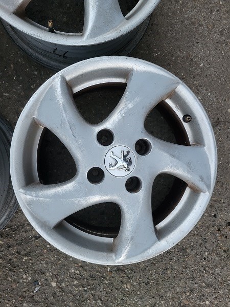  Peugeot 307 6J*15" használt (gyári felni) alufelni 4. kép