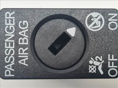 Volkswagen Golf VII légzsák kapcsoló (33695) 5c5919237