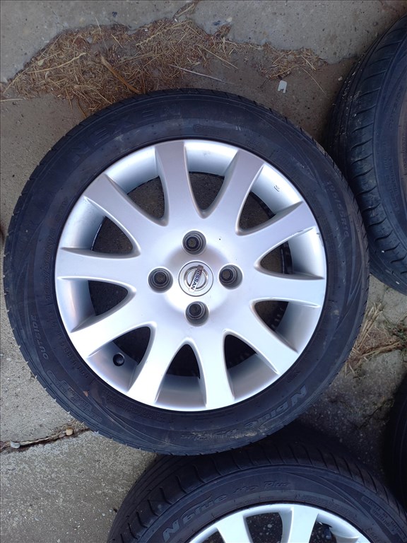 Nissan gyári 16 -os alufelni / felni 4x114.3 4. kép