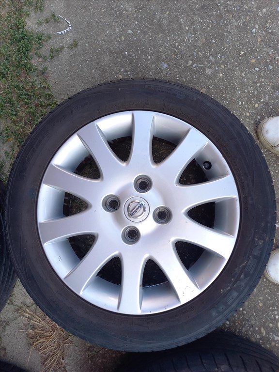 Nissan gyári 16 -os alufelni / felni 4x114.3 6. kép