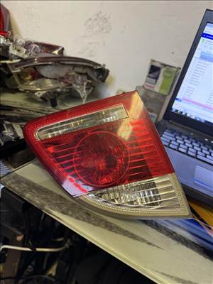 BMW 5-ös sorozat E60/E61 Bmw E61 touring bal hátsó csonagtér lámpa 6925893