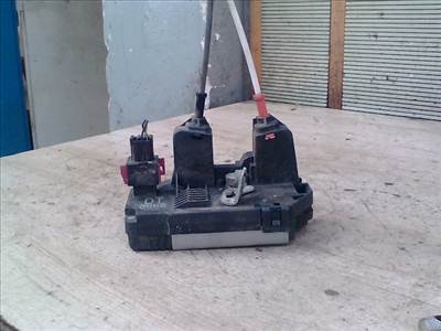 OPEL Zafira 98.09.01-05.08.31 Jobb hátsó ajtó zárszerkezet központi záras