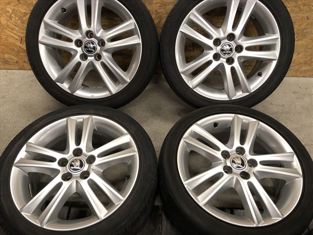 16 col gyári Skoda Fabia 5x100 alufelni16 colos 3. kép