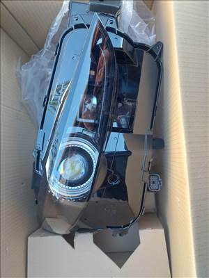 Mazda CX-30 led fényszóró  dfr751030