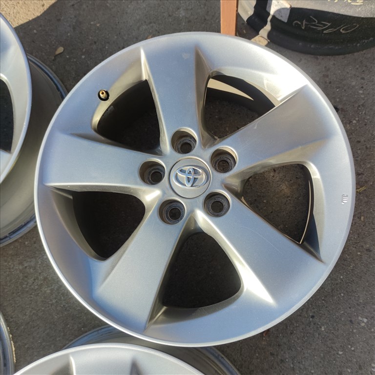 5x114,3 17 Gyári Toyota alufelni 155000ft a 4db/53/ 2. kép