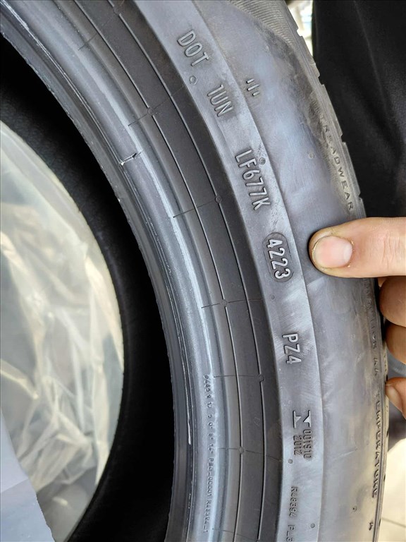  235/5019" újszerű Pirelli nyári gumi gumi 3. kép