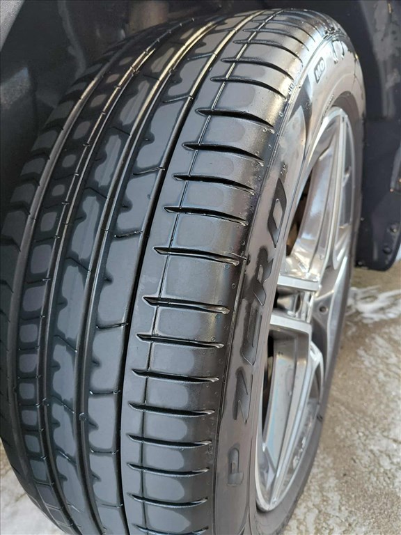  235/5019" újszerű Pirelli nyári gumi gumi 5. kép