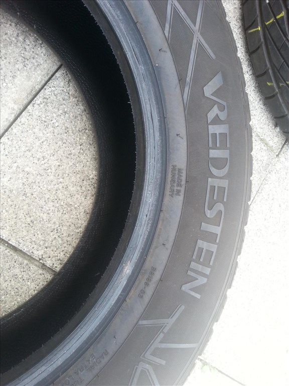  215/60R16 Vredestein Wintrac újszerű téli gumi  4. kép