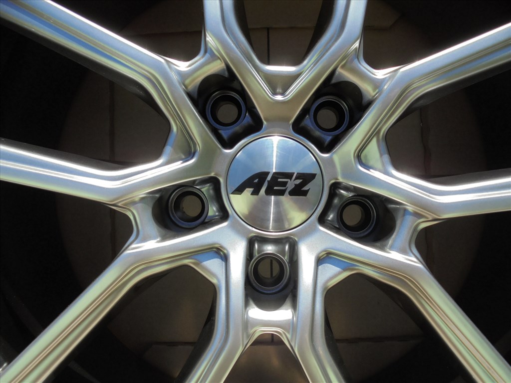 Új 20-as AEZ alufelni dobozában eladó 5. kép