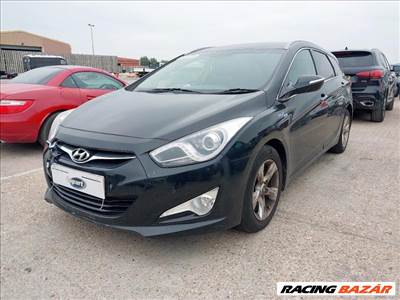 Hyundai i40 bontott alkatrészei