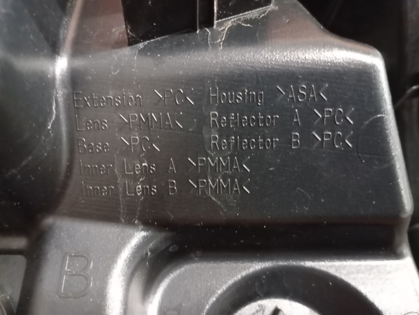 Suzuki Swift VI Hátsó lámpa jobb oldal ledes 3565053ra3 4. kép