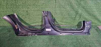 Mercedes W118 CLA oldalfal jobb a1186375600