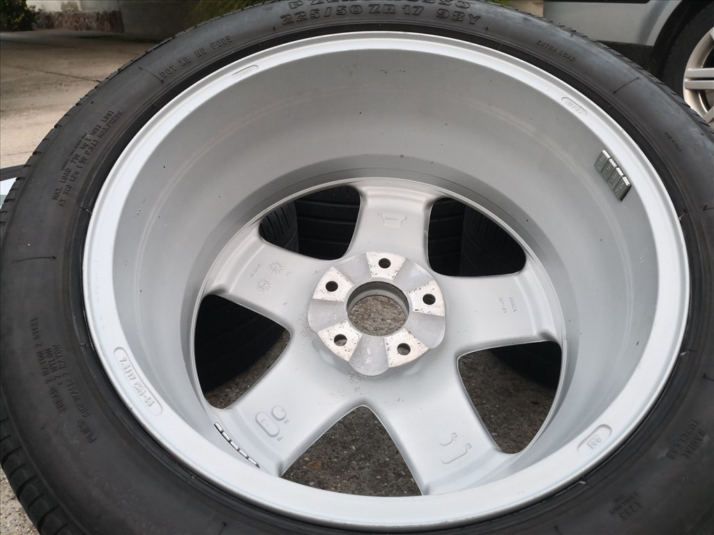 Peugeot 17-es gyári alufelnik 5x108-as 8. kép