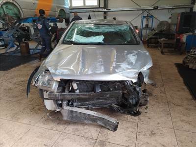 NISSAN QASHQAI 1.5 dCi - Bontódik!