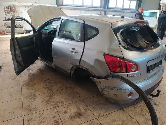 NISSAN QASHQAI 1.5 dCi - Bontódik! 20. kép