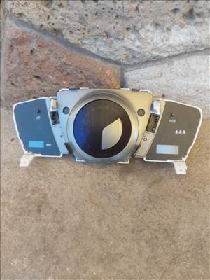 Toyota Urban Cruiser Kilométer óra L2618 8380052w51a