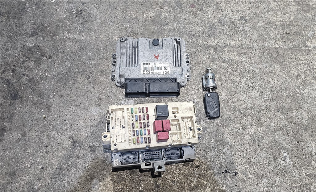 Fiat Ducato III Motorvezérlő elektronika  0281012491 1. kép