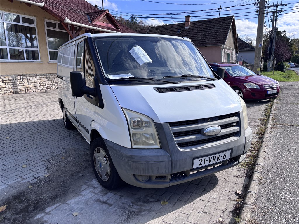 Eladó Ford Transit haszonjármű 4. kép