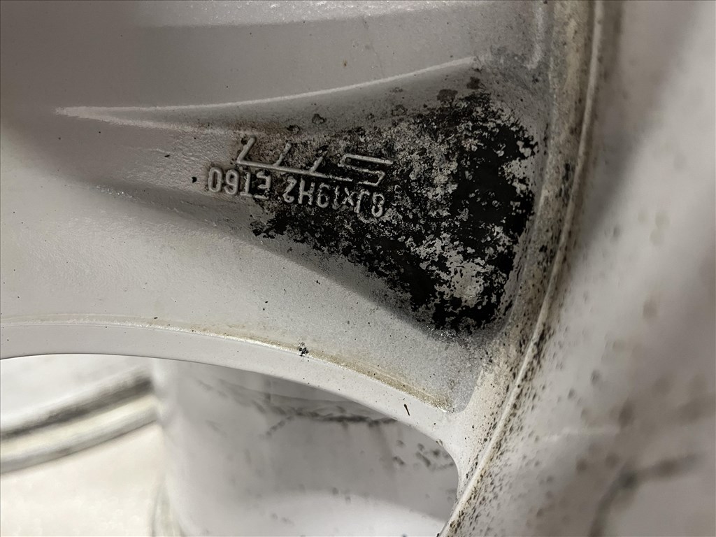  5x112 lyukosztású 8JJ 19" használt alufelni 4. kép