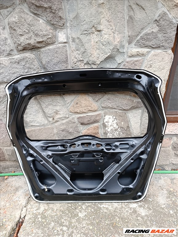 Honda jazz vadonatúj csomagtérajtó 2015-2020-ig. A 4. kép