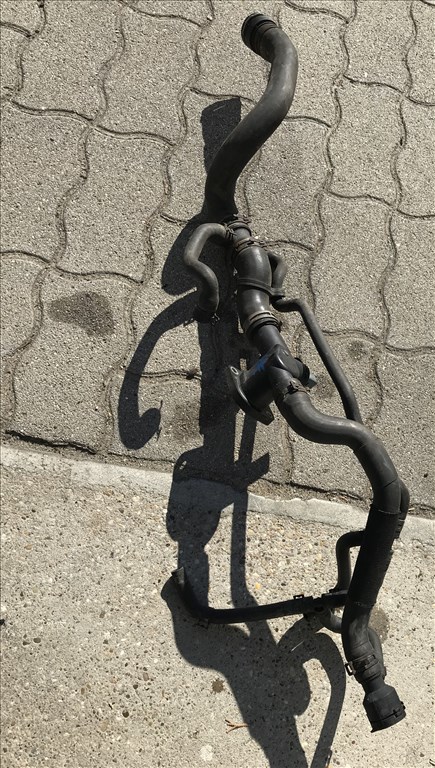 Skoda Octavia II 1,6 BSE - VÍZCSÖVEK 1. kép