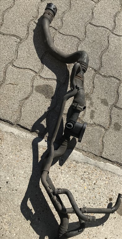 Skoda Octavia II 1,6 BSE - VÍZCSÖVEK 3. kép