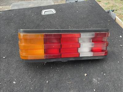 Mercedes 190 W201 Bal hátsó lámpa 