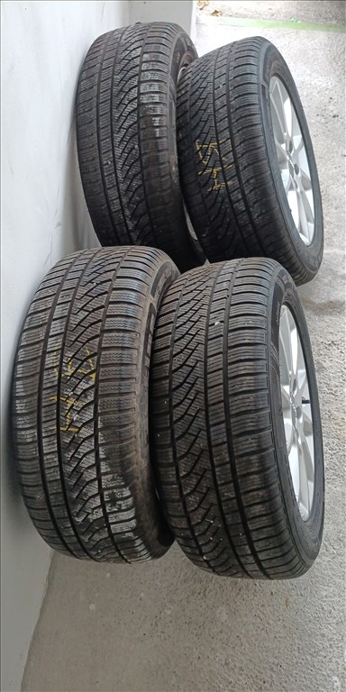 5x112 lyukosztású 16" újszerű (gyári felni) alufelni, rajta 225/55 új Petlas téli gumi gumi  9. kép