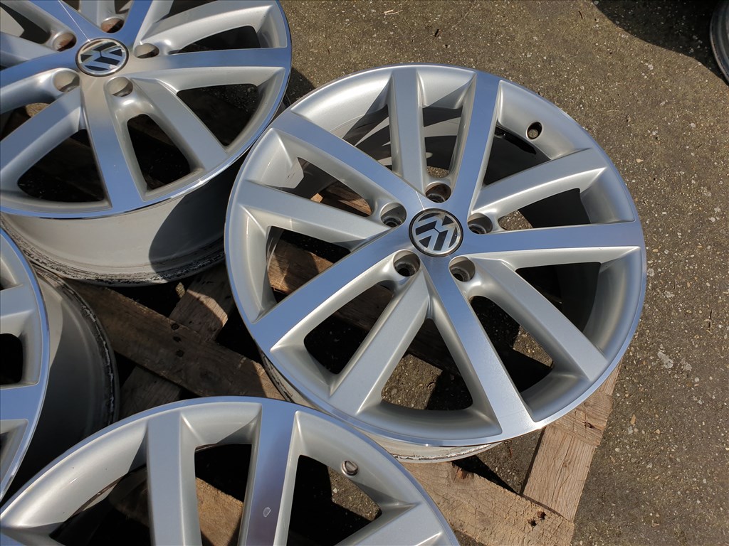 18" 5x112 Volkswagen Golf  5. kép