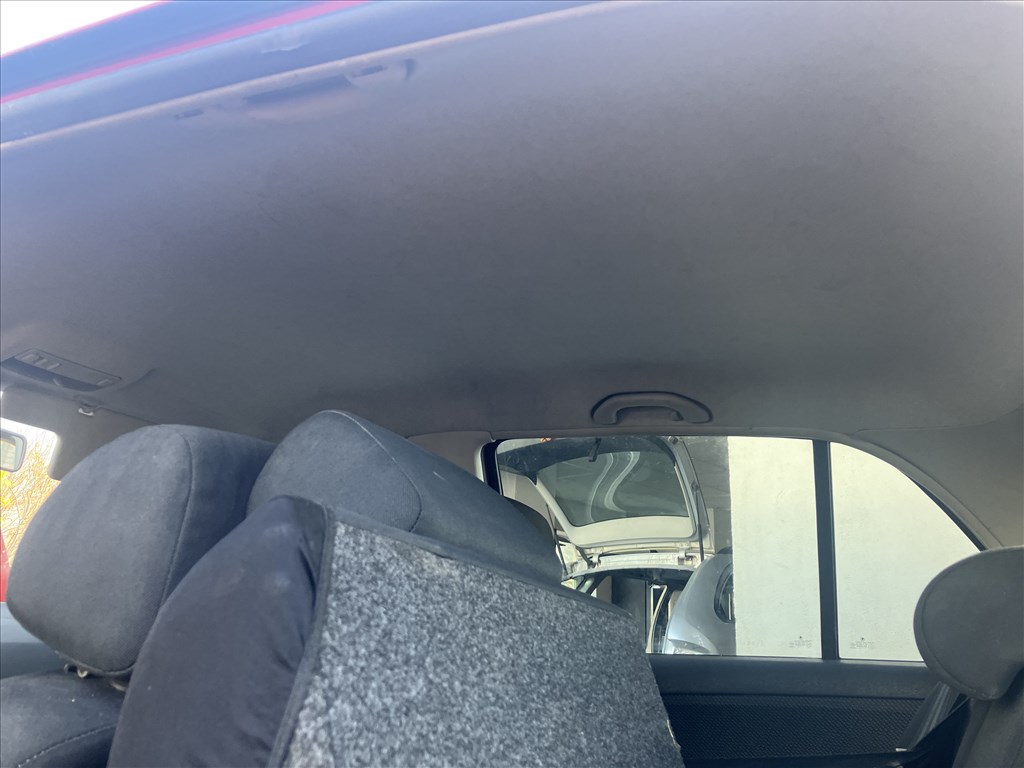 Skoda Fabia I bontott alkatrészei 8151 szín  14. kép