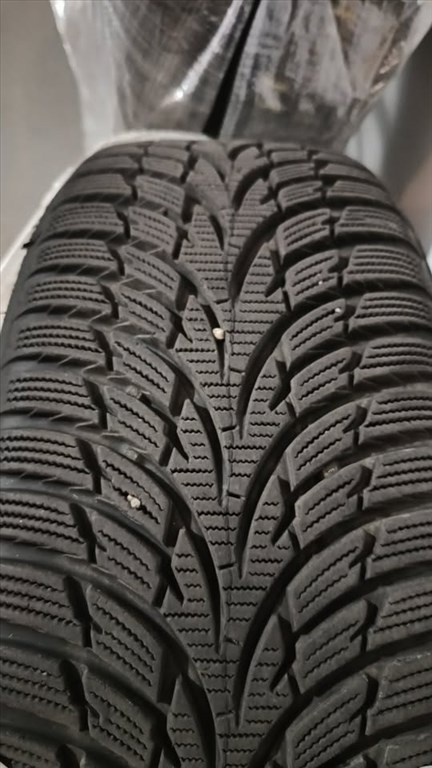  5x120 lyukosztású 16" használt Dotz alufelni, rajta 205/55 újszerű Nokian téli gumi 8. kép