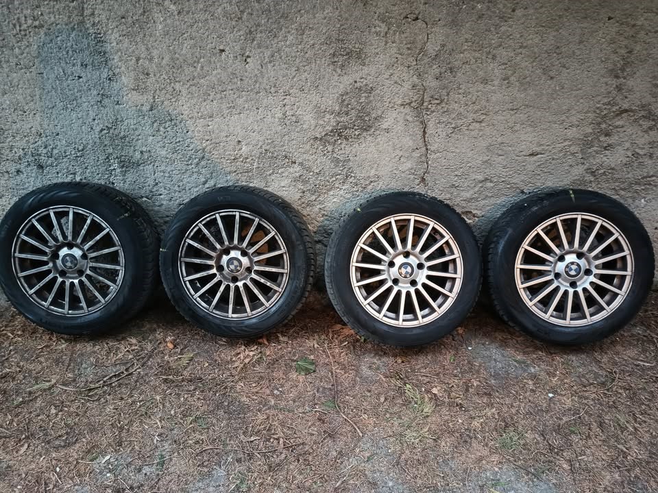  5x120 lyukosztású 16" használt Dotz alufelni, rajta 205/55 újszerű Nokian téli gumi 2. kép