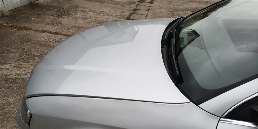 Audi A4 B6 géptetö 2. kép