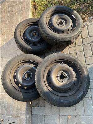  15" használt lemezfelni, rajta 185/65 használt Kleber nyári gumi gumi 