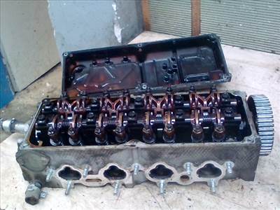 MAZDA DEMIO 98.08-00.05 Hengerfej. benzines