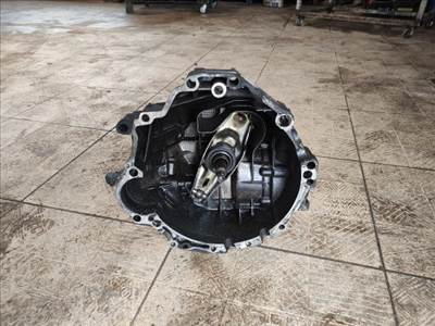 Volkswagen Passat B5 1.9 TDI - Váltó  gfl04093