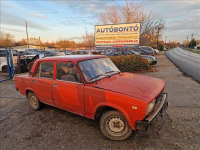 Lada VAZ-2105 2105 1500 LÁNCOS 5 SEBESSÉGES KIVÁLLÓ MOTOR ELADÓ 